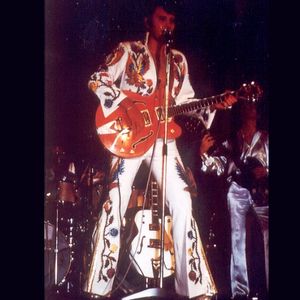 Premier costume d’Elvis