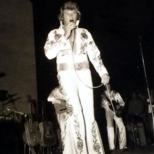 Deuxième costume d’Elvis