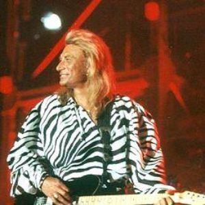 Première chemise bouffante zébrée