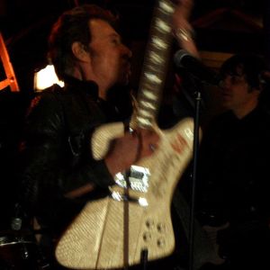 Guitare Gibson Firebird sur scène