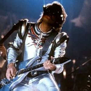 Guitare futuriste sur scène